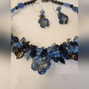 blue hibicus necklace set